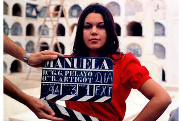 "Manuela" (1976), de Gonzalo García Pelayo.