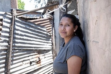 El 87% de las mujeres de barrios populares de la Argentina son responsables de hogar (Fuente: Télam)