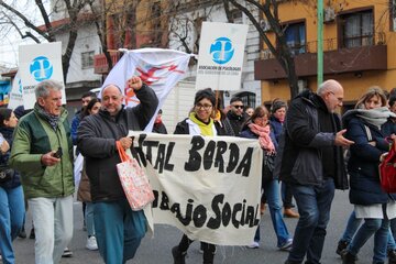 Hospital Borda: los trabajadores marcharon para reclamar seguridad 