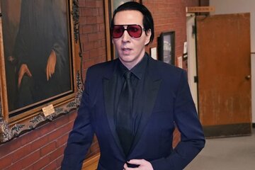 Marilyn Manson fue sentenciado por sonarse la nariz sobre una camarógrafa: ¿qué otras acusaciones enfrentó?