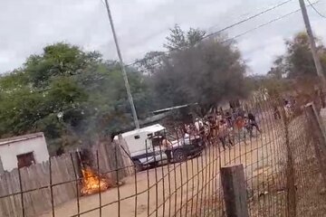 Coronel Cornejo: vecinos incendiaron casas de vendedores de drogas