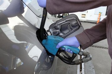 YPF aumentó un 9,75% los combustibles y ya hay incrementos también en las otras compañías  (Fuente: Télam)