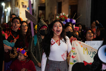 La marcha de Las Catrinas contra los femicidios en el sureste de México  (Fuente: EFE)