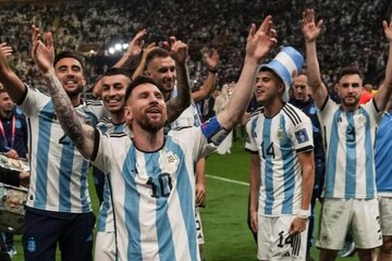 La selección argentina mantiene el primer puesto del ranking FIFA: en qué lugar quedó Brasil (Fuente: AFP)