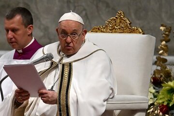 El papa Francisco pidió que se prohíba la maternidad subrogada y calificó de "peligrosa" a la "teoría de género"  (Fuente: AFP)