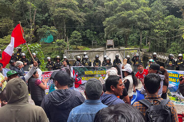 Siguen las protestas en Machu Picchu y Perú evalúa el cierre de la ciudadela  (Fuente: AFP)