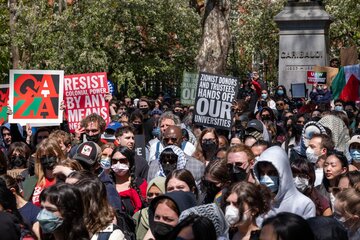 Estudiantes de New York University participan de una protesta contra Israel en Washington Square. (Fuente: AFP)