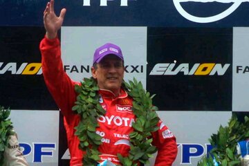 Juan María "El Flaco" Traverso, gran campeón del automovilismo nacional. (Fuente: NA)