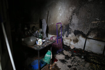La habitación donde Justo Fernado Barrientos arrojó el lunes una molotov a las cuatro mujeres lesbianas mientras dormían. Imagen: Jose Nico
