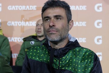 Independiente busca entrenador y no para de recibir intimaciones (Fuente: Fotobaires)