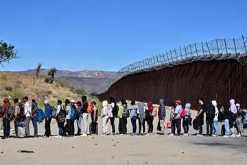 Demandan en una corte la orden de Joe Biden que restringe el asilo en la frontera con México (Fuente: AFP)