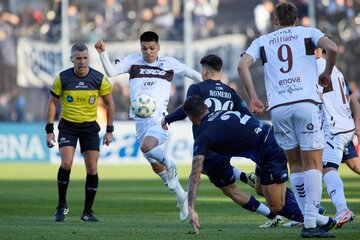 Liga Profesional: Platense hundió más a Independiente Rivadavia