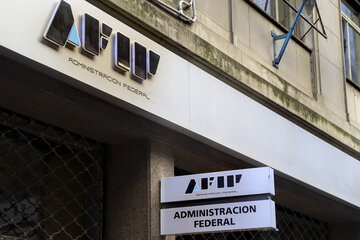 La AFIP no va a investigar a los monotributistas que adhieran al blanqueo (Fuente: NA)