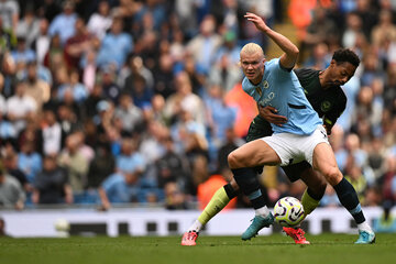 Premier League: el City volvió a ganar con doblete de Haaland (Fuente: AFP)