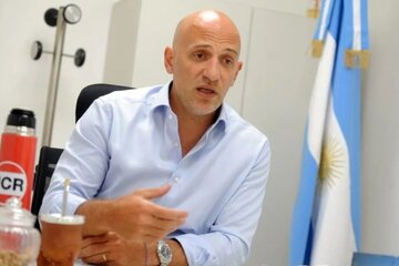 Emiliano Yacobitti le respondió a Villarruel: "Es falso que en la UBA se adoctrina" (Fuente: Archivo)