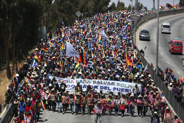 La marcha de Evo contra Arce llegó a La Paz (Fuente: AFP)