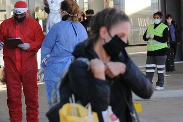 Clases, comercios y circulación: las restricciones para las zonas de "alerta epidemiológica"