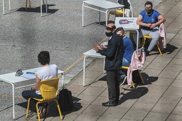 Gremios rechazan las prácticas obligatorias de Larreta: "Encubren el trabajo gratuito para empresas amigas"