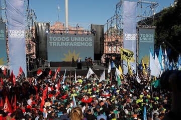 El transporte público será gratuito por el Día de la Democracia