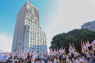 Fernando Borroni, a quienes critican los cortes de calle: "¿Se olvidaron de dónde vienen?"