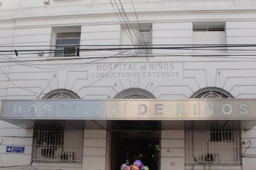 Denuncian contagios masivos en el personal sanitario del Hospital Gutiérrez