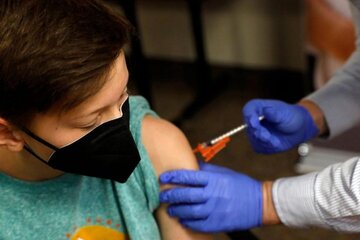 Coronavirus: comienza la vacunación de adolescentes de 12 a 17 años con factores de riesgo en todo el país