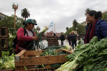 Alimentazo en Plaza de Mayo (Fuente: Bernardino Avila)