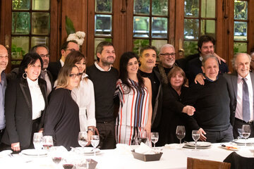 La foto del encuentro de apoyo a Lammens-Marziotta en el Club Español.  (Fuente: Joaquín Salguero)
