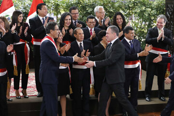 Vizcarra afianza su liderazgo en Perú (Fuente: EFE)