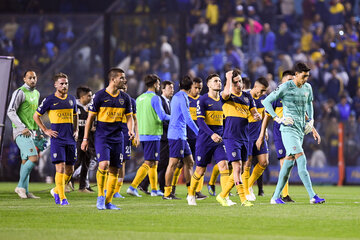 Boca se llevó una derrota y muchas preocupaciones del partido ante Racing. (Fuente: Télam)