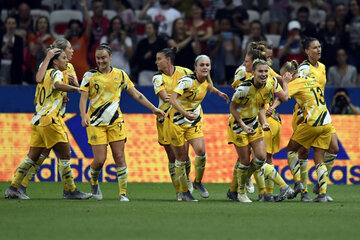 Fútbol femenino: acuerdo histórico en Australia (Fuente: AFP)