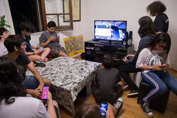 Smartphones, streaming y videojuegos: el futuro llegó hace rato (Fuente: Cecilia Salas)
