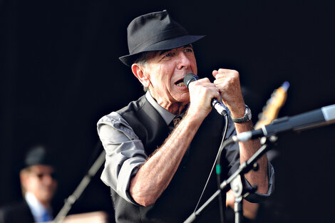 Leonard Cohen, dueño de un notable magnetismo en vivo. Nunca actuó en la Argentina. 