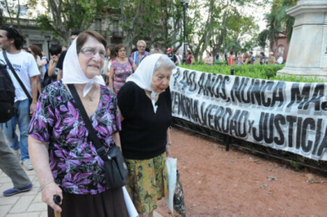 Las Madres de Rosario, Norma Vermeulen y Chiche Massa, participarán de la presentación.