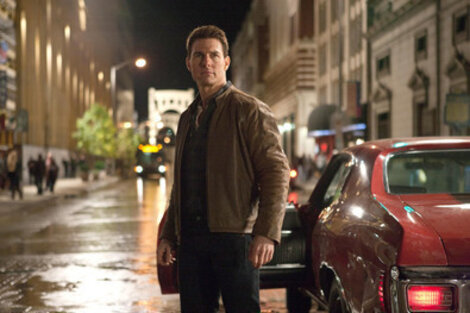 La sonrisita de Tom Cruise sigue insufrible