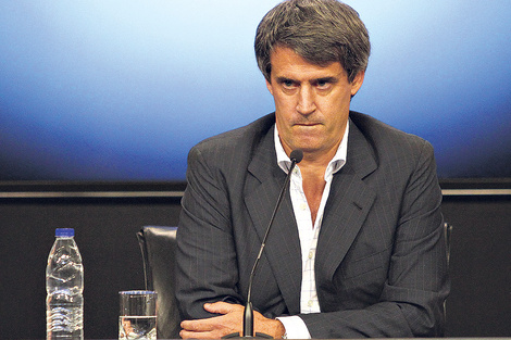 El ministro de Hacienda y Finanzas, Alfonso Prat-Gay, no cumplió con la promesa de recuperación económica.