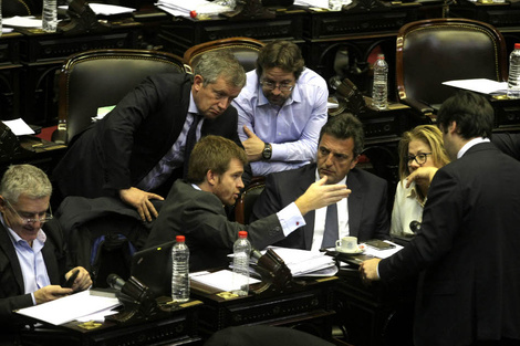 Marcha atrás con el aumento a los diputados