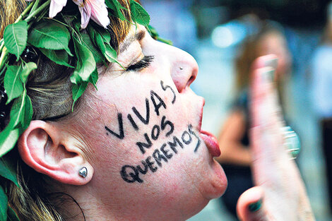 Las manifestantes corearon consignas a lo largo de todo el camino.