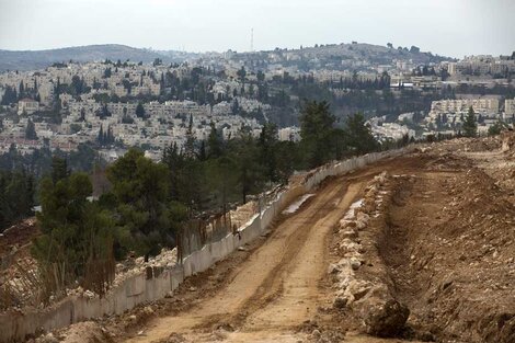 Palestina denunciará los asentamientos como "crímenes de guerra"