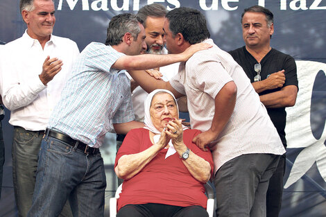 Además de Bonafini, en el acto de cierre hablaron Adríán Grana, Eduardo López y Andrés Larroque. (Fuente: Leandro Teysseire)