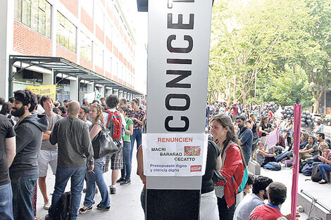 Manifestación de investigadores en el Ministerio de Ciencia (Fuente: Pablo Piovano)