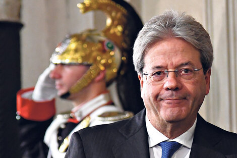 Paolo Gentiloni tiene que armar su equipo de gobierno y luego presentarlo al Parlamento para su aprobación.