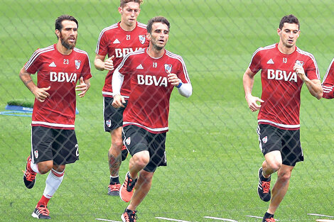 Los jugadores de River se entrenaron en el Monumental, pensando en Boca.