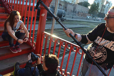 Backstage de una de las escenas registradas en el exterior de La Isla de los Inventos. (Fuente: Gentileza Luis Vignoli)