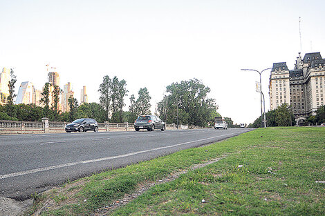 La autopista ocuparía hasta el helipuerto presidencial.