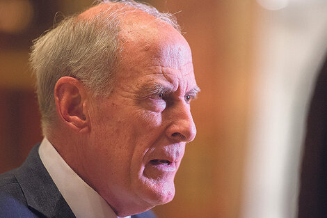 Dan Coats, jefe de inteligencia