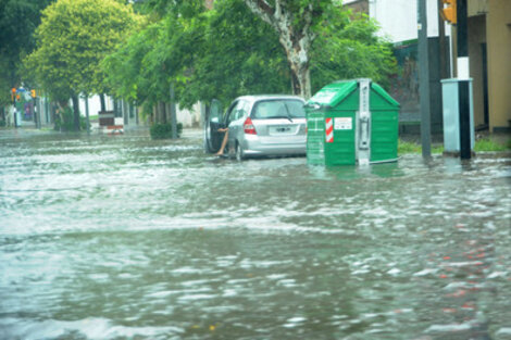 En la ciudad, hubo gran cantidad de calles anegadas, a lo largo de toda la geografía. (Fuente: Alberto Gentilcore)