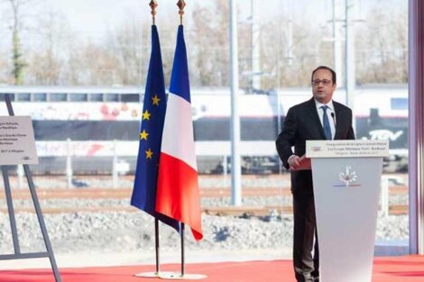 Dos heridos de bala durante un discurso de Hollande