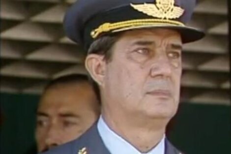 El brigadier Lami Dozo , condenado por su actuación en la Guerra de Malvinas