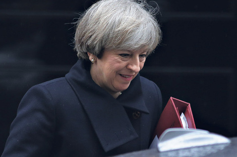 May promete lo que rechazó al comenzar el Brexit